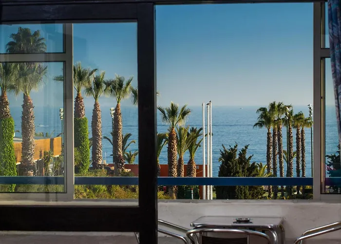 Apartamentos Azul Mar